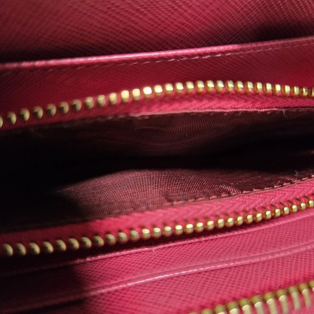 Prada Peonia Pink Zip Around Wallet w/Registration card & Original Box - EUC - Picture 12 of 16